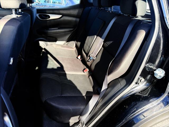 2017 Nissan Rogue Sport S