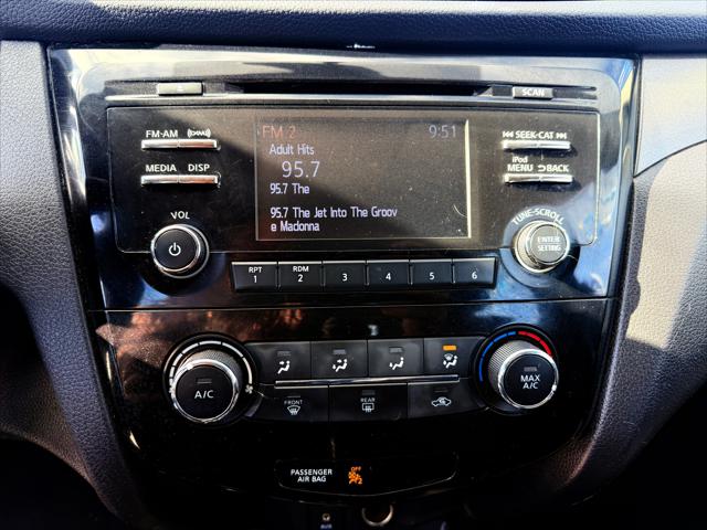 2017 Nissan Rogue Sport S
