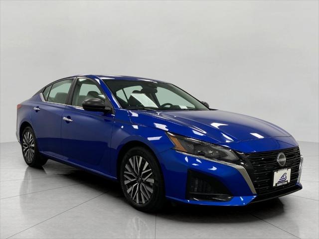 2025 Nissan Altima SV FWD for sale in Appleton, WI