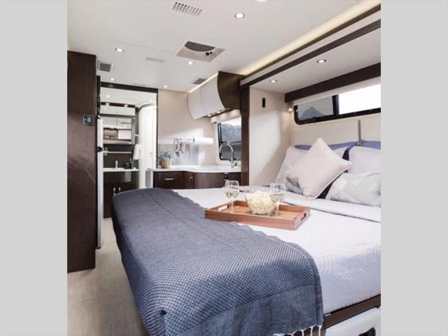 2018 Mercedes-Benz Sprinter 3500 High Roof V6