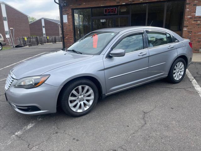 2013 Chrysler 200 Touring