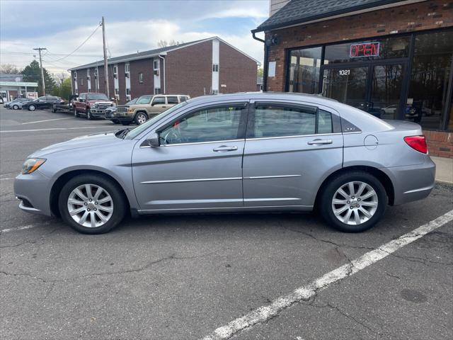 2013 Chrysler 200 Touring