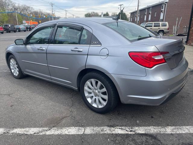 2013 Chrysler 200 Touring