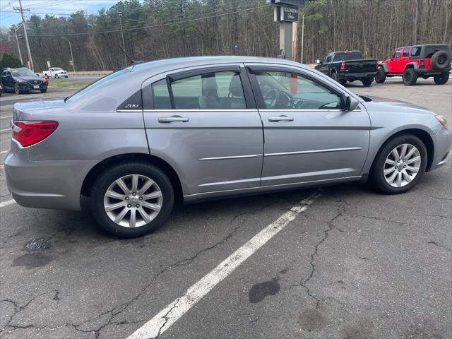 2013 Chrysler 200 Touring
