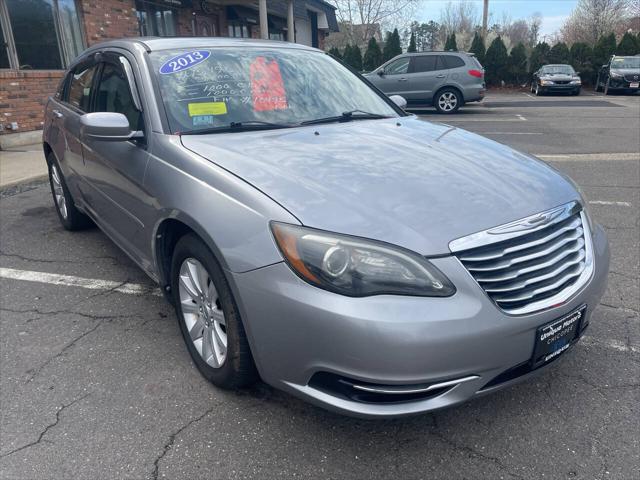 2013 Chrysler 200 Touring