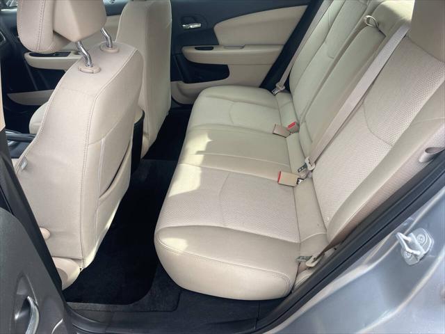 2013 Chrysler 200 Touring