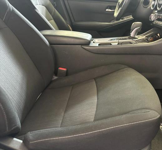 2022 Nissan Sentra SV Xtronic CVT