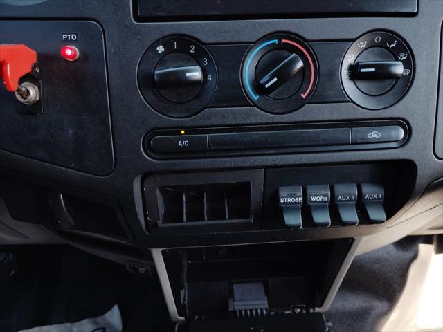 2010 Ford F-550 XL
