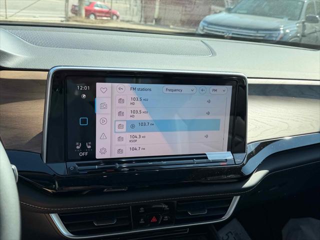 2026 Volkswagen Atlas SE with Technology