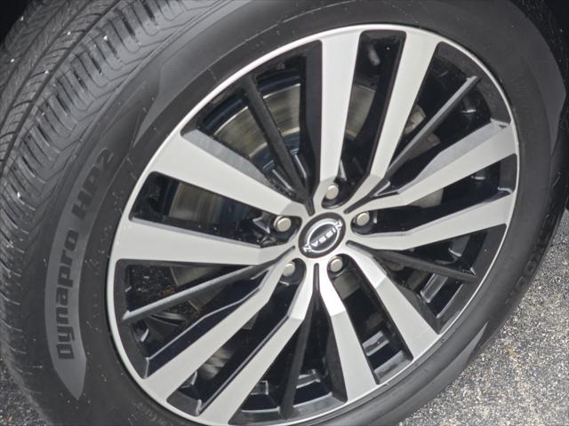 2023 Nissan Pathfinder Platinum 4WD