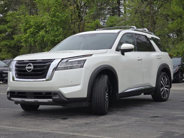2023 Nissan Pathfinder Platinum 4WD