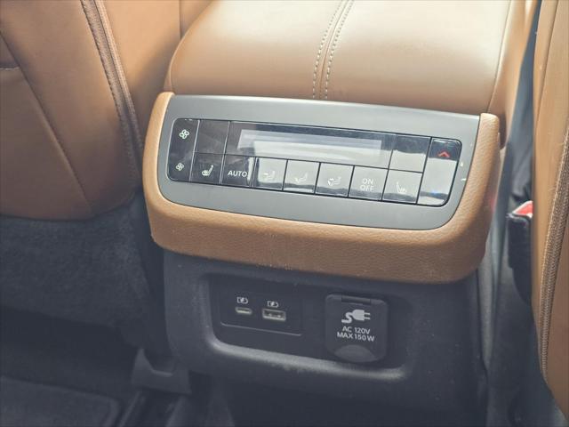 2023 Nissan Pathfinder Platinum 4WD