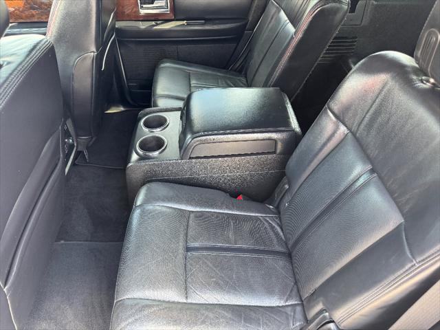 2016 Lincoln Navigator Select