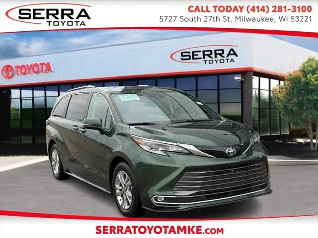 2022 Toyota Sienna Platinum for sale in Milwaukee, WI