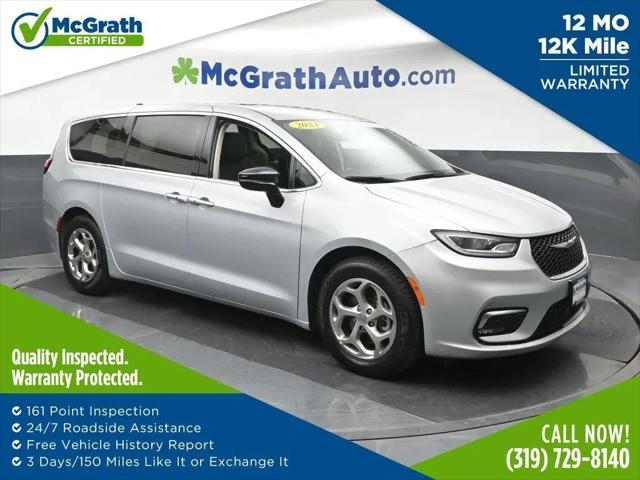 2024 Chrysler Pacifica Limited for sale in Cedar Rapids, IA