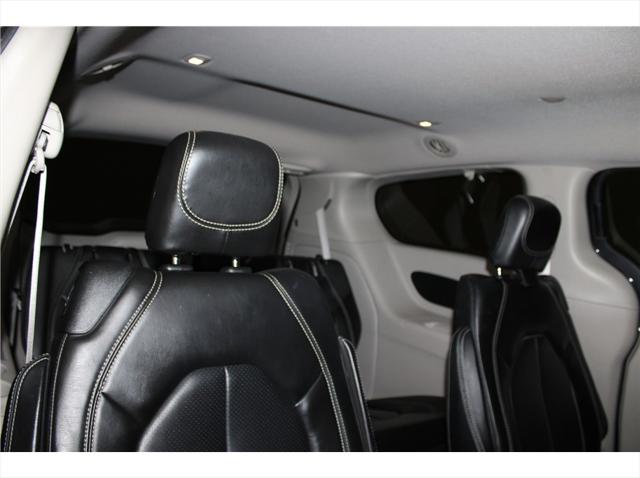 2020 Chrysler Voyager LXI