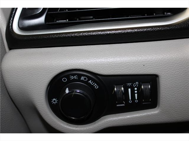 2020 Chrysler Voyager LXI