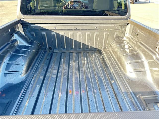 2023 Nissan Frontier Crew Cab SV 4x2