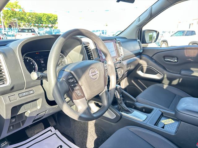 2023 Nissan Frontier Crew Cab SV 4x2