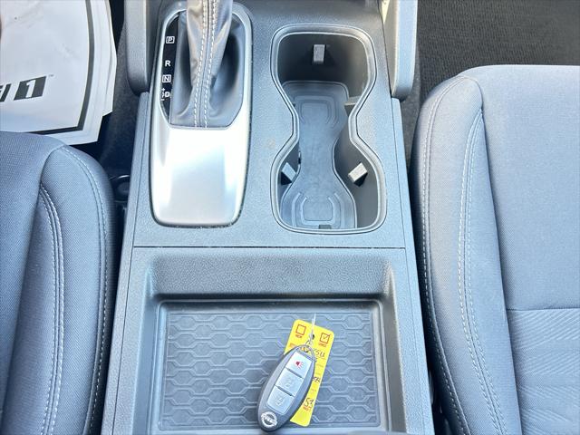 2023 Nissan Frontier Crew Cab SV 4x2