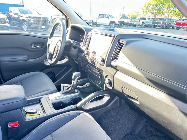 2023 Nissan Frontier Crew Cab SV 4x2