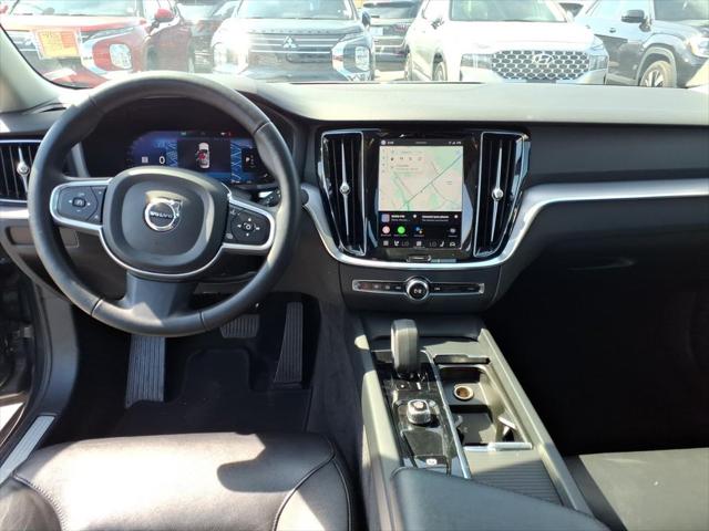 2024 Volvo S60 B5 Core Dark Theme