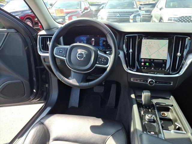 2024 Volvo S60 B5 Core Dark Theme