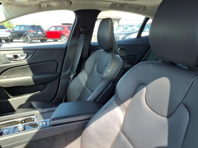 2024 Volvo S60 B5 Core Dark Theme