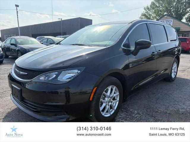 2017 Chrysler Pacifica Touring for sale in St. Louis, MO