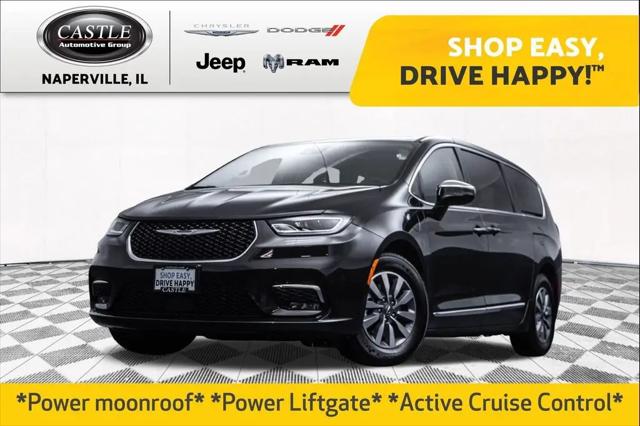 2023 Chrysler Pacifica Hybrid Limited for sale in Naperville, IL