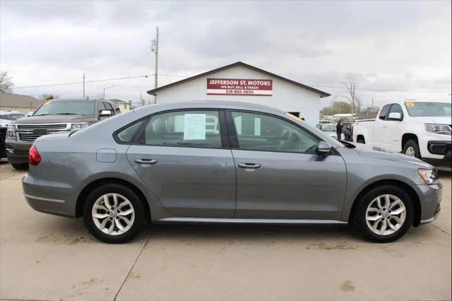 2018 Volkswagen Passat 2.0T S for sale in Waterloo, IA