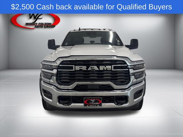 2026 RAM Ram 5500 Chassis Cab RAM 5500 TRADESMAN CHASSIS CREW CAB 4X4 84 CA