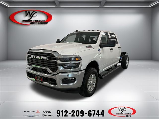 2026 RAM Ram 3500 Chassis Cab RAM 3500 TRADESMAN CREW CAB CHASSIS 4X4 60 CA