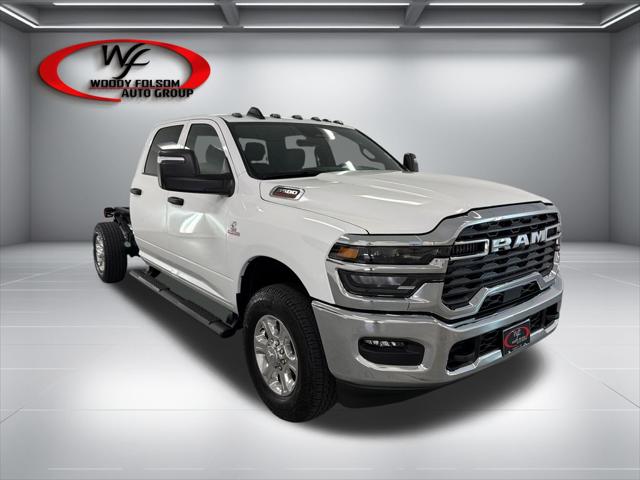 2026 RAM Ram 3500 Chassis Cab RAM 3500 TRADESMAN CREW CAB CHASSIS 4X4 60 CA