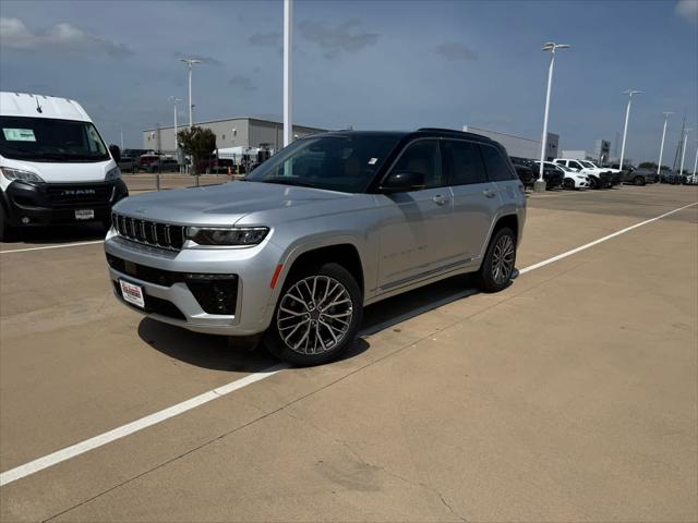 2026 Jeep Grand Cherokee GRAND CHEROKEE SUMMIT 4X4 2026 Jeep Grand Cherokee GRAND CHEROKEE SUMMIT 4X4
