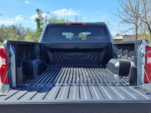 2026 Chevrolet Silverado 1500 4WD Crew Cab Short Bed LT with 2FL