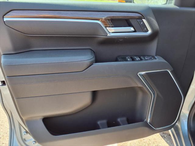 2026 Chevrolet Silverado 1500 4WD Crew Cab Short Bed LT with 2FL