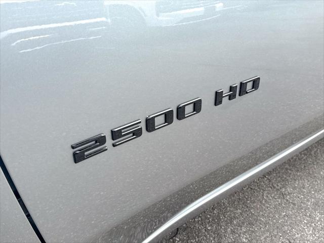2026 Chevrolet Silverado 2500HD Crew Cab, Standard Bed, LT, 4WD