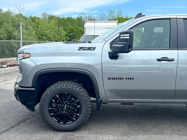2026 Chevrolet Silverado 2500HD Crew Cab, Standard Bed, LT, 4WD