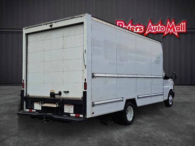 2019 GMC Savana Cutaway Work Van