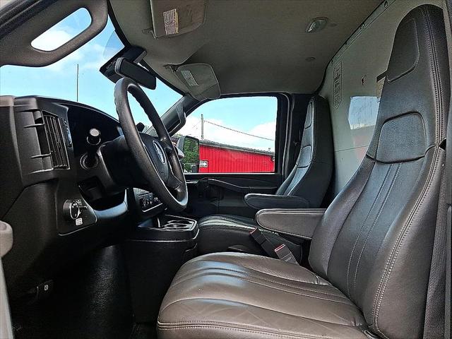2019 GMC Savana Cutaway Work Van
