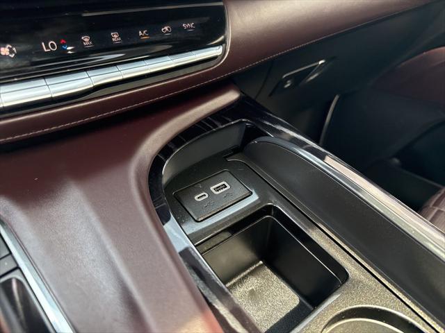 2023 Cadillac Escalade ESV 4WD V-Series