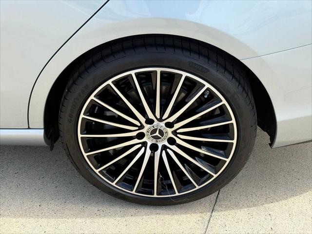 2026 Mercedes-Benz C-CLASS C 300 C 300