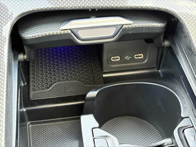 2026 Mercedes-Benz C-CLASS C 300 C 300