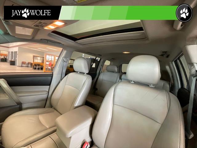 2011 Toyota Highlander SE V6