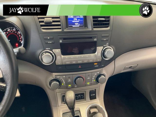 2011 Toyota Highlander SE V6