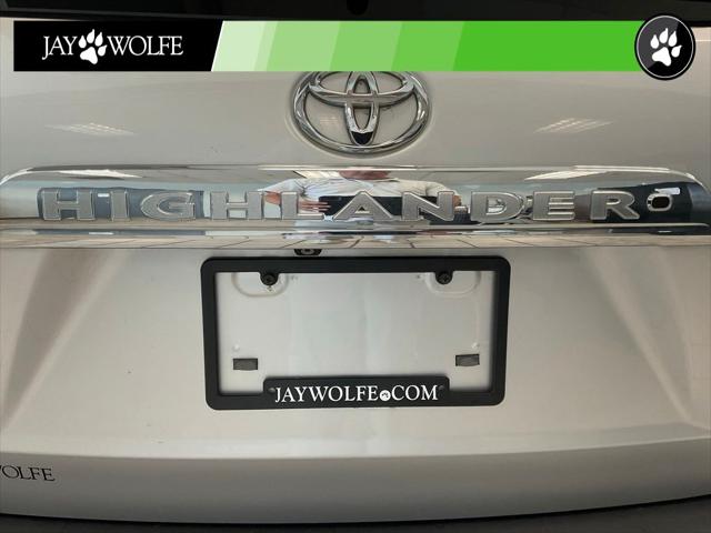 2011 Toyota Highlander SE V6