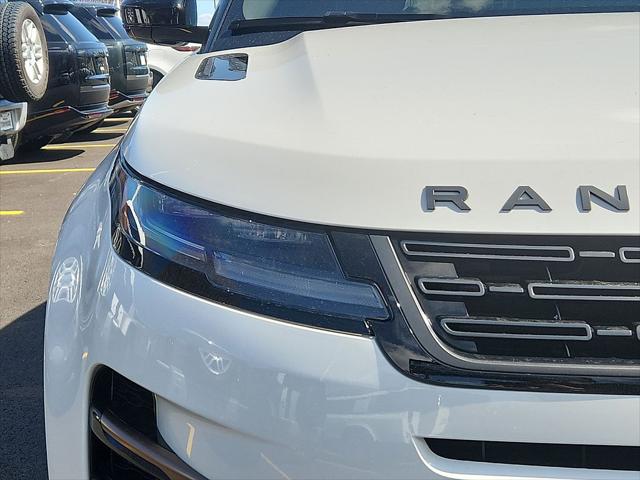 2025 Land Rover Range Rover Evoque Dynamic SE