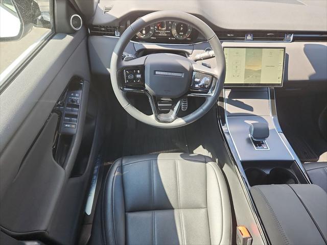 2025 Land Rover Range Rover Evoque Dynamic SE