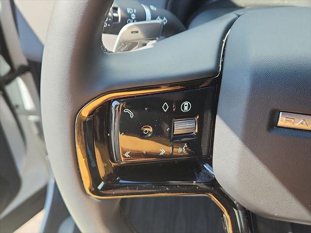 2025 Land Rover Range Rover Evoque Dynamic SE